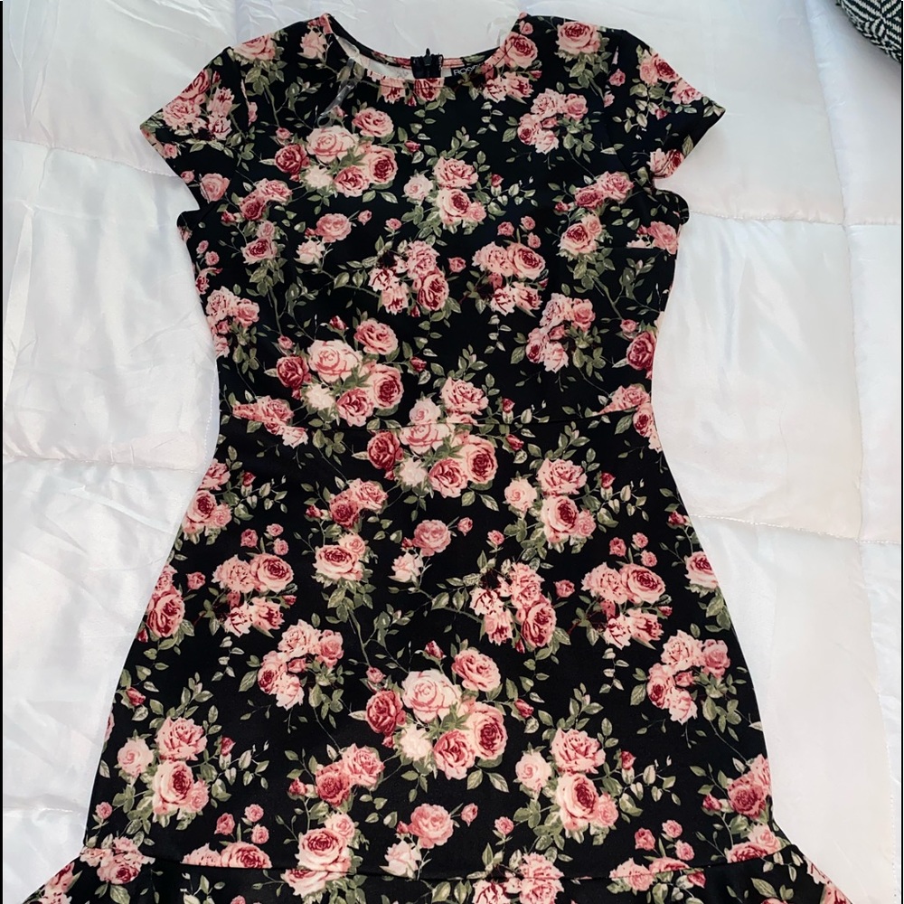 Floral dress by Rosie Harlow in M